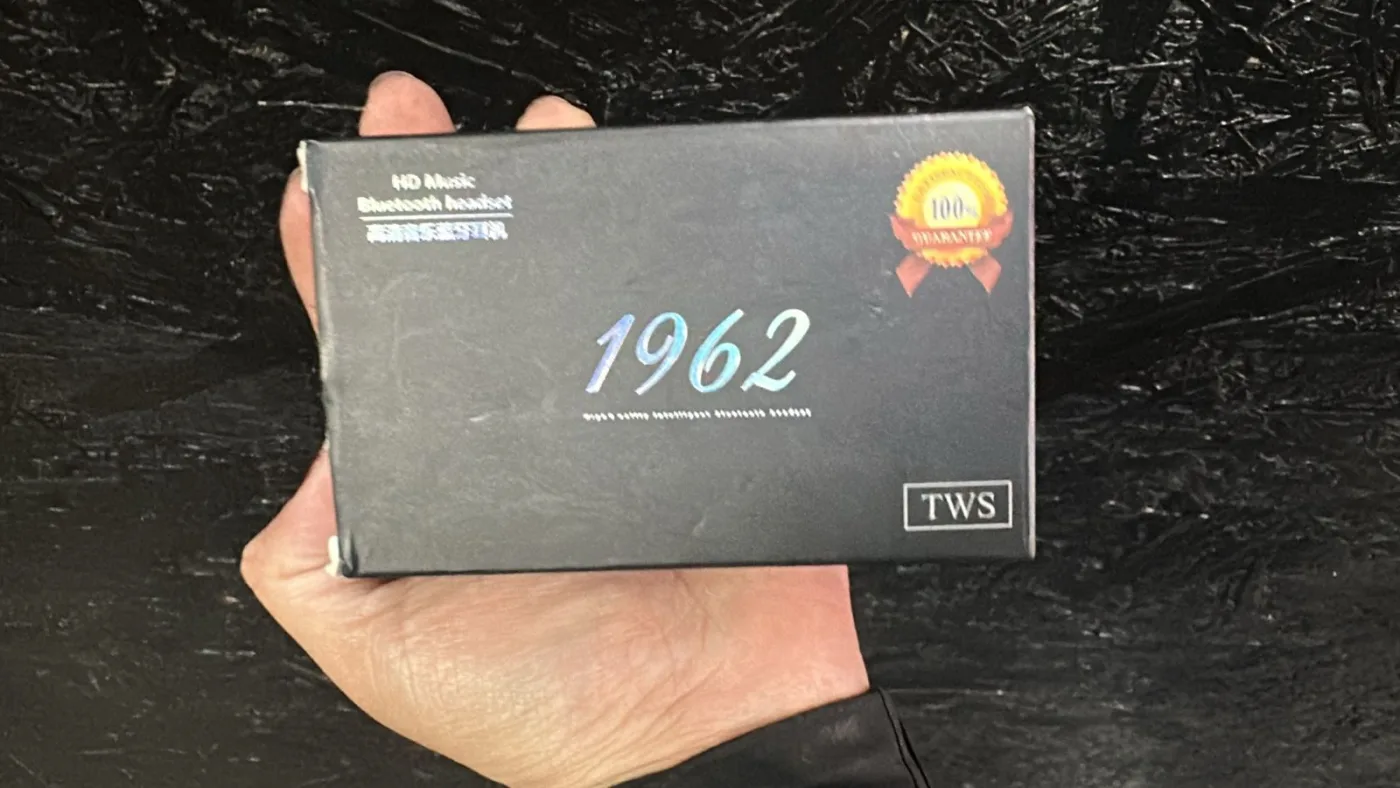 Auricular Bt 1962