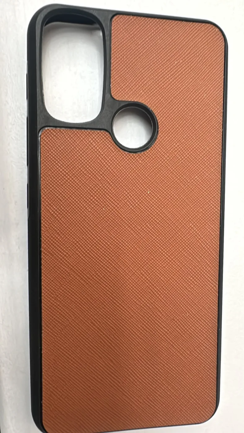 TPU Nacional E20 / Motorola E40 — TEXT. MARRON — Producto