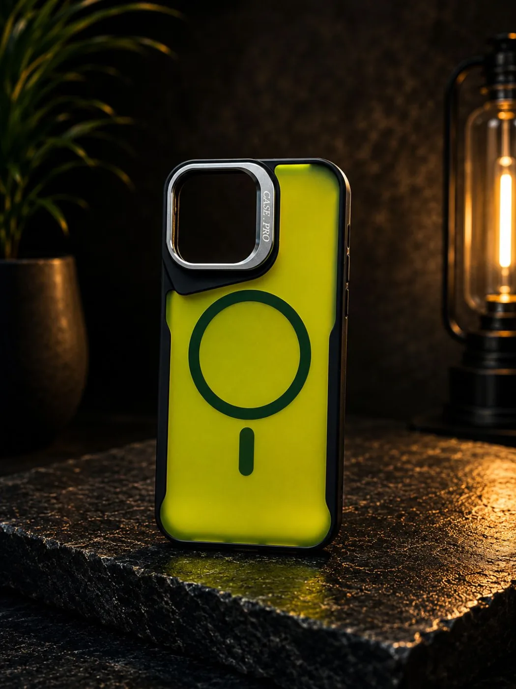 TPU Lux Mag Safe iPhone 13 — AMARILLO — Producto